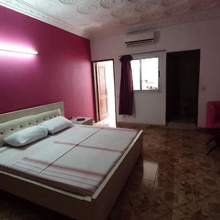 Residence Bethany Palace Abidjan Bagian luar foto