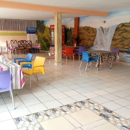 Residence Bethany Palace Abidjan Bagian luar foto
