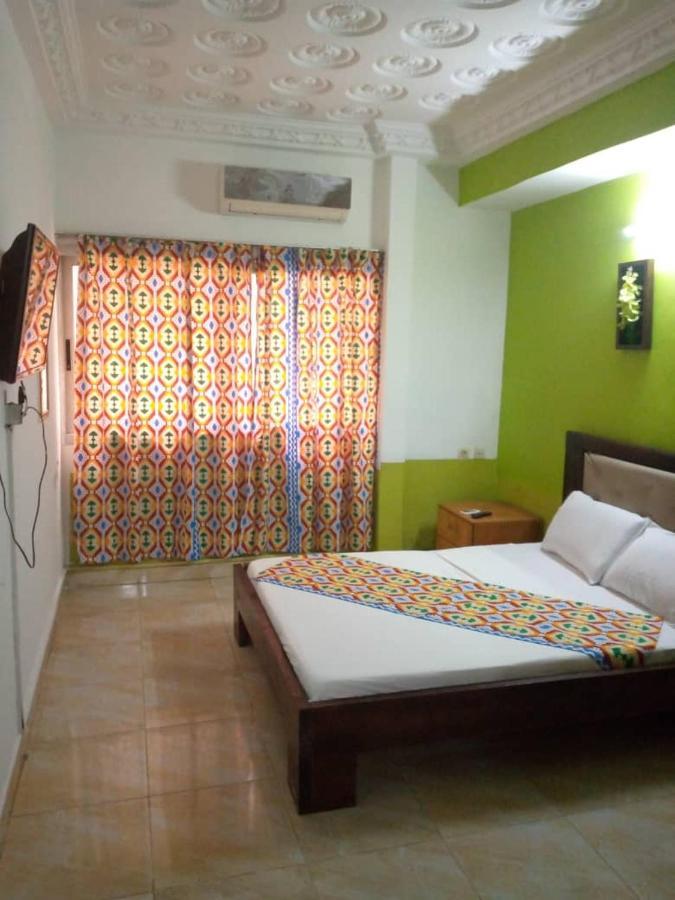 Residence Bethany Palace Abidjan Bagian luar foto