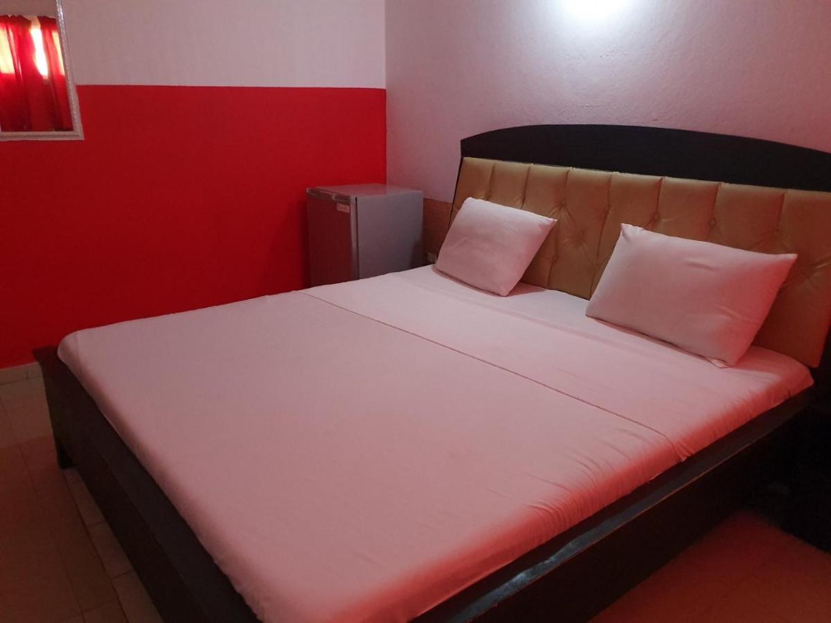 Residence Bethany Palace Abidjan Bagian luar foto