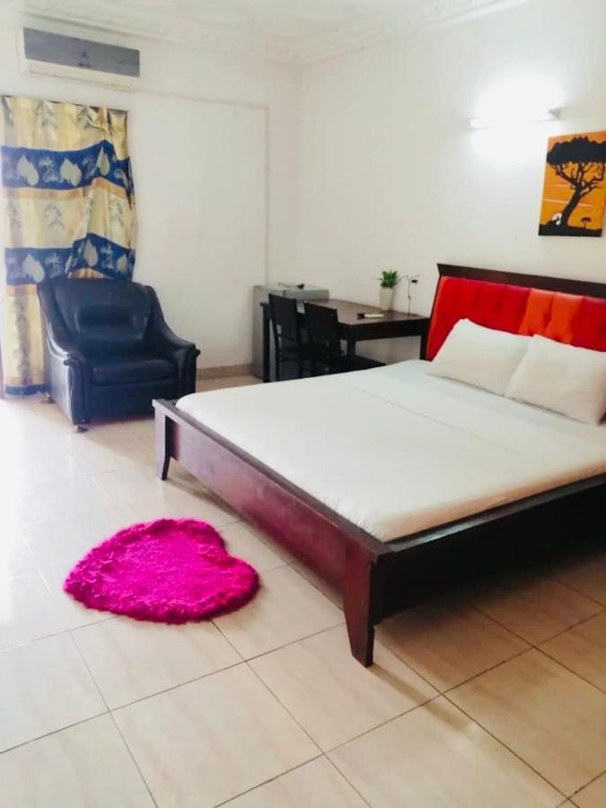 Residence Bethany Palace Abidjan Bagian luar foto