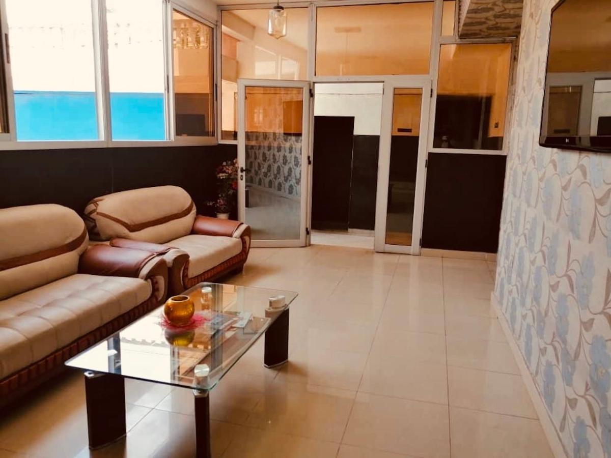 Residence Bethany Palace Abidjan Bagian luar foto