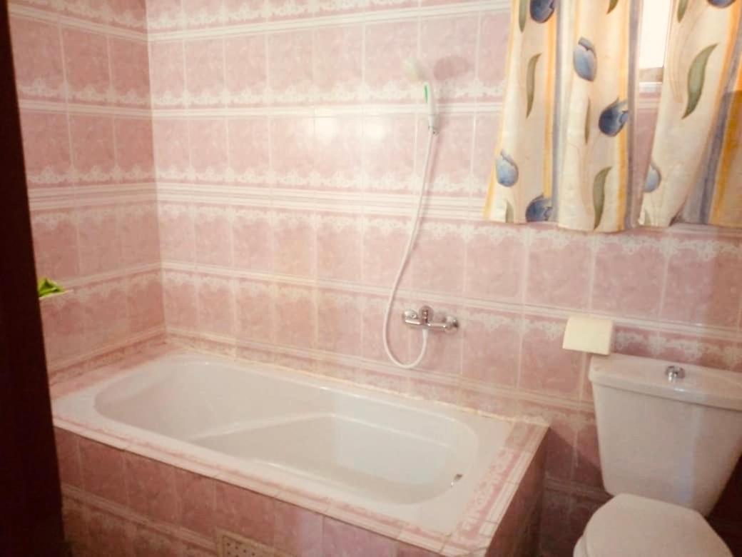 Residence Bethany Palace Abidjan Bagian luar foto