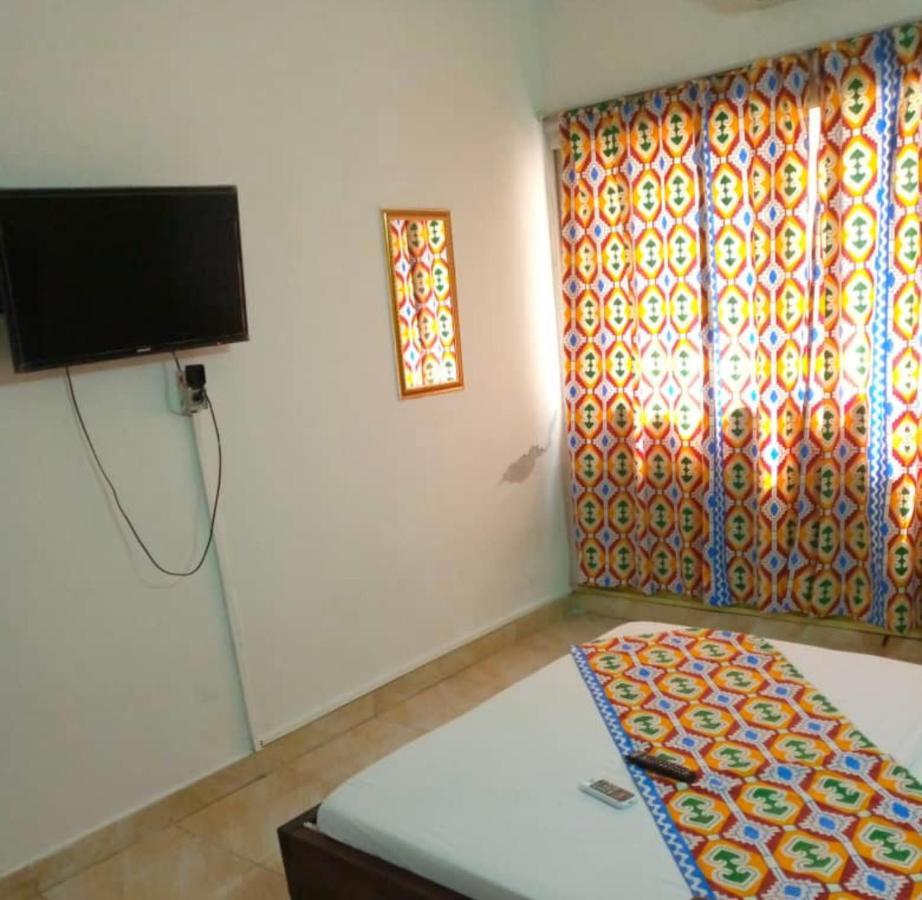 Residence Bethany Palace Abidjan Bagian luar foto